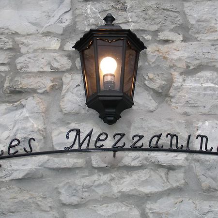 Hotel Les Mezzanines Hastière-Lavaux Exterior foto