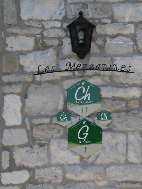 Hotel Les Mezzanines Hastière-Lavaux Exterior foto